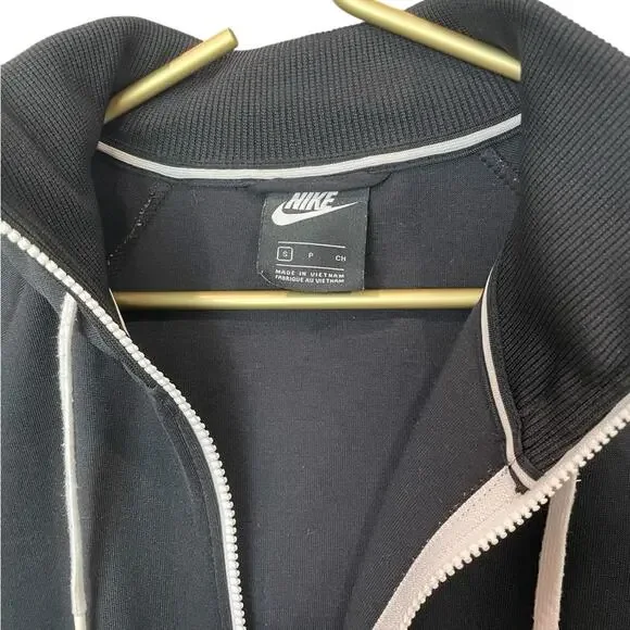 Nike Zip Hoodie Black/Red Trim Women’s Sz S Athleisure Streetwear Layer EUC - Picture 3 of 7